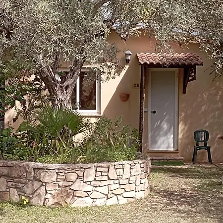 Garden Ξενοδοχείο 2*