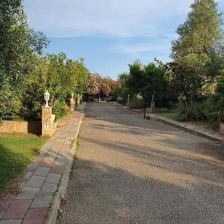 Szálloda Garden Nuraminis