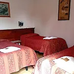 Hotel Garden 2*