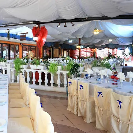 Hotel Garden 2*
