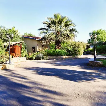 Szálloda Garden Nuraminis